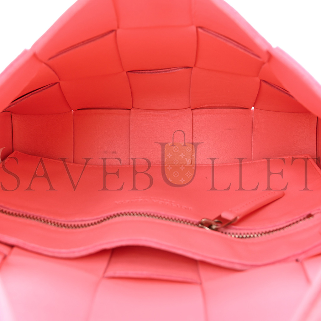 BOTTEGA VENETA LAMBSKIN MAXI INTRECCIATO CASSETTE CROSSBODY BAG PINK (23*15*5.5cm)